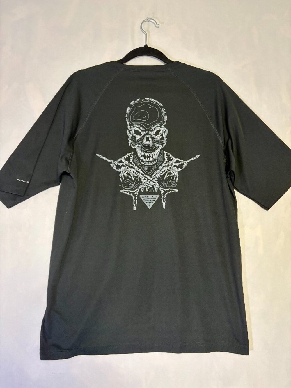 Columbia PFG Omni-Shade Skull Fishing Graphic Performance Shirt Black Medium